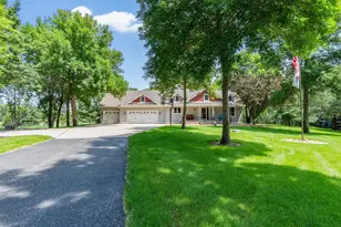 1109 Lakeview Ave, Alexandria, MN 56308 - Photo 1