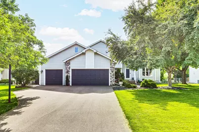 9560 Hillingdon Road, Woodbury, MN 55125 - Photo 1