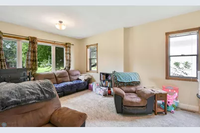 51 6th Avenue N, Fargo, ND 58102 - Photo 9