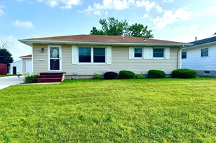 207 3rd St SE, Stewartville, MN 55976 - Photo 1