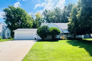 308 1st St E, Chokio, MN 56221 - Photo 1