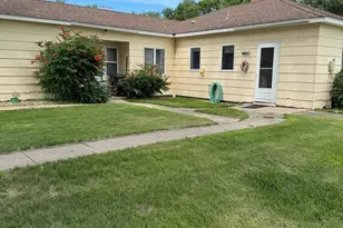 720 Main St, Edgerton, MN 56128 - Photo 1