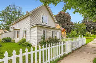 236 11th Ave S, South Saint Paul, MN 55075 - Photo 1