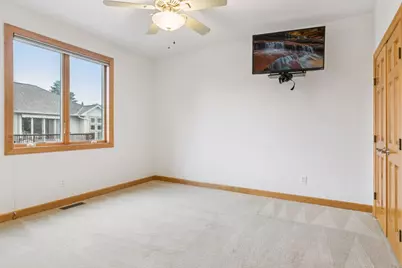 560 Lakeside Bay Drive S, Bayport, MN 55003 - Photo 21