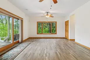 560 Lakeside Bay Dr S, Bayport, MN 55003 - Photo 23