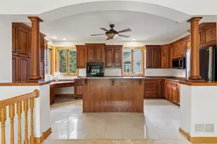 560 Lakeside Bay Dr S, Bayport, MN 55003 - Photo 9