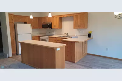 3334 10th Street S, Moorhead, MN 56560 - Photo 7