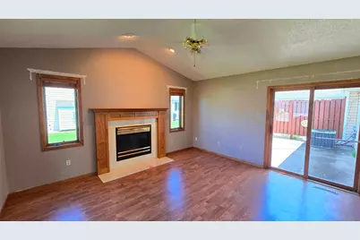 9136 Windsor Terrace, Brooklyn Park, MN 55443 - Photo 19