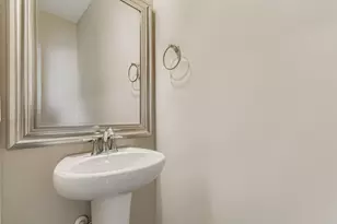 535 Forest St, Saint Paul, MN 55106 - Photo 13