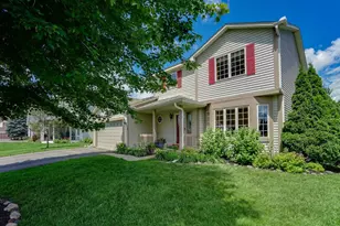568 Falcon Ridge Rd, Woodbury, MN 55125 - Photo 1