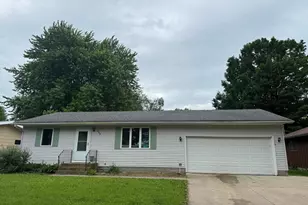 508 4th St NW, New Richland, MN 56072 - Photo 1