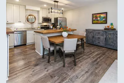 10501 Cedar Lake Road #404, Minnetonka, MN 55305 - Photo 13