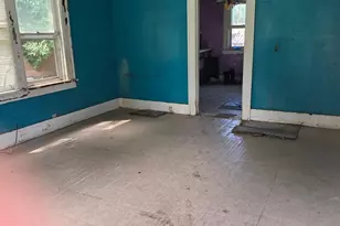 1637 Miller St, Worthington, MN 56187 - Photo 3