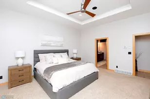 4703 Woodhaven St S, Fargo, ND 58104 - Photo 17