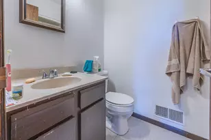 1818 Sherwood St, Mora, MN 55051 - Photo 9