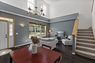 2094 Clover Ridge Dr, Chaska, MN 55318 - Photo 1