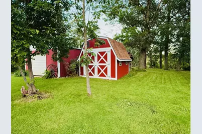 18986 Captive Lake Road, Garrison, MN 56450 - Photo 47