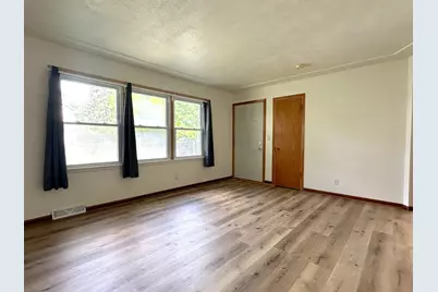 1332 Logan Avenue N, Minneapolis, MN 55411 - Photo 7