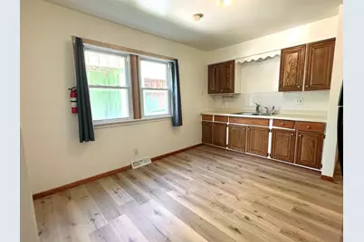 1332 Logan Avenue N, Minneapolis, MN 55411 - Photo 9