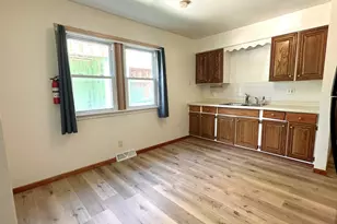 1332 Logan Ave N, Minneapolis, MN 55411 - Photo 9