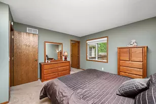 2520 Florida Ave N, Golden Valley, MN 55427 - Photo 17