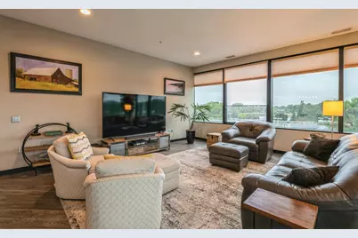 5601 Smetana Drive #313, Hopkins, MN 55343 - Photo 5