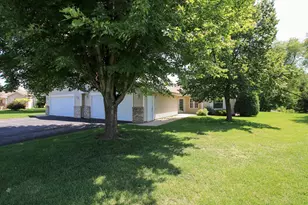 841 Greensview Ct NW, Hutchinson, MN 55350 - Photo 1