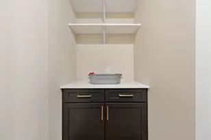 2850 Victoria St N, Roseville, MN 55113 - Photo 17