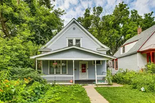 1109 Como Pl, Saint Paul, MN 55103 - Photo 1