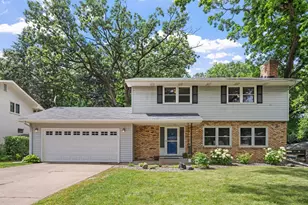 1762 Canyon Ln, New Brighton, MN 55112 - Photo 1