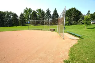 6840 Thames Rd, Woodbury, MN 55125 - Photo 43