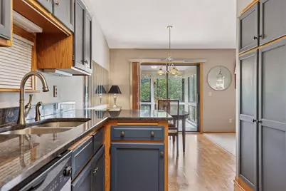 6840 Thames Road, Woodbury, MN 55125 - Photo 11