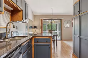 6840 Thames Rd, Woodbury, MN 55125 - Photo 11