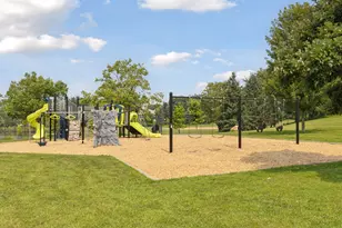 6840 Thames Rd, Woodbury, MN 55125 - Photo 37