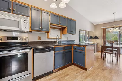 6840 Thames Road, Woodbury, MN 55125 - Photo 13