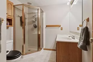 6840 Thames Rd, Woodbury, MN 55125 - Photo 29