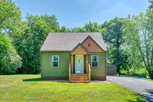 2254 Western Ave N, Roseville, MN 55113 - Photo 1