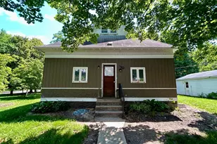 110 1st Ave NE, Bertha, MN 56437 - Photo 1