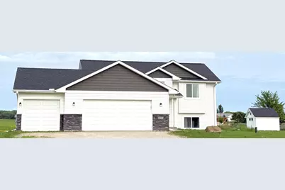 1013 167th Street, Hammond, WI 54015 - Photo 1