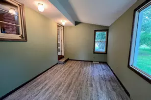 18606 Riverwood Dr, Little Falls, MN 56345 - Photo 5