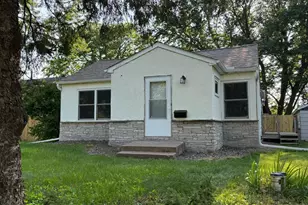 33858 Hastings St NE, Cambridge Township, MN 55008 - Photo 1