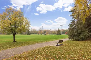 7250 Lewis Ridge Pkwy, Edina, MN 55439 - Photo 51