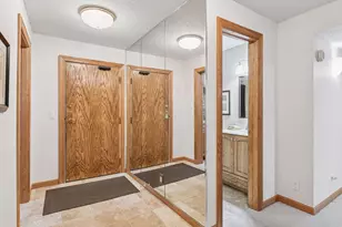 7250 Lewis Ridge Pkwy, Edina, MN 55439 - Photo 15