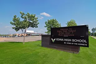 7250 Lewis Ridge Pkwy, Edina, MN 55439 - Photo 59