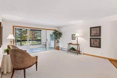 7250 Lewis Ridge Parkway #102, Edina, MN 55439 - Photo 9