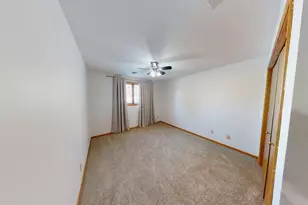 2210 9th Ave SE, Willmar, MN 56201 - Photo 37
