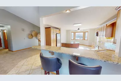 2210 9th Avenue SE, Willmar, MN 56201 - Photo 13