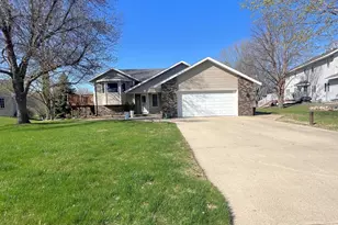 2210 9th Ave SE, Willmar, MN 56201 - Photo 5