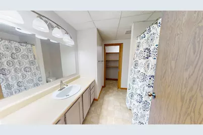 2210 9th Avenue SE, Willmar, MN 56201 - Photo 39