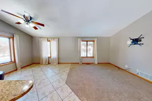 2210 9th Ave SE, Willmar, MN 56201 - Photo 15
